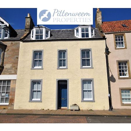 Market Apartment- Harbourfront Studio Pittenweem Bagian luar foto